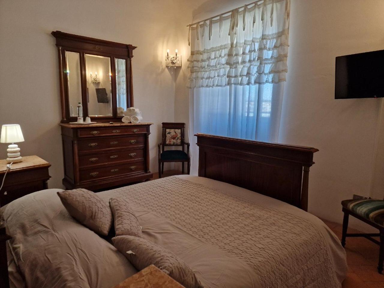 Roio Palazzo Palitti B&B 외부 사진